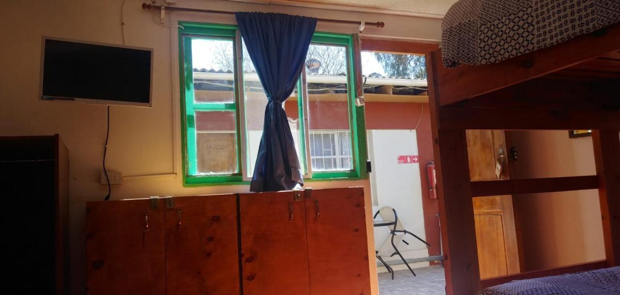 Hostal Michel Vicuna Luaran gambar