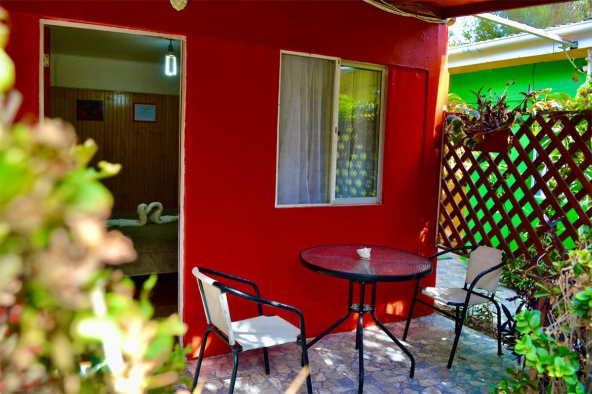 Hostal Michel Vicuna Luaran gambar